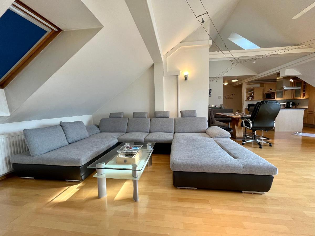 Atemberaubendes Loft Mit Pool Apartment เวียนนา ภายนอก รูปภาพ