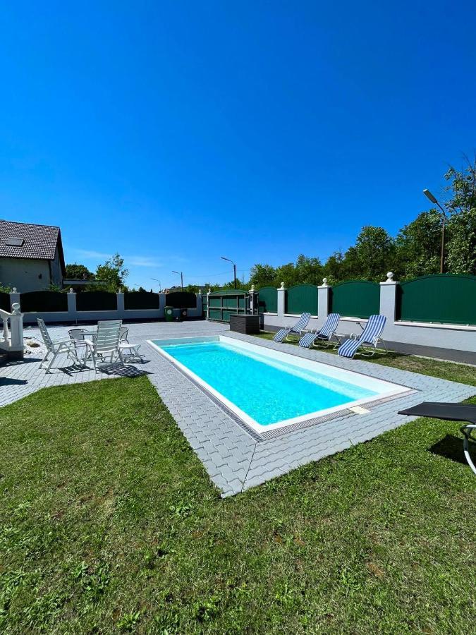 Atemberaubendes Loft Mit Pool Apartment เวียนนา ภายนอก รูปภาพ
